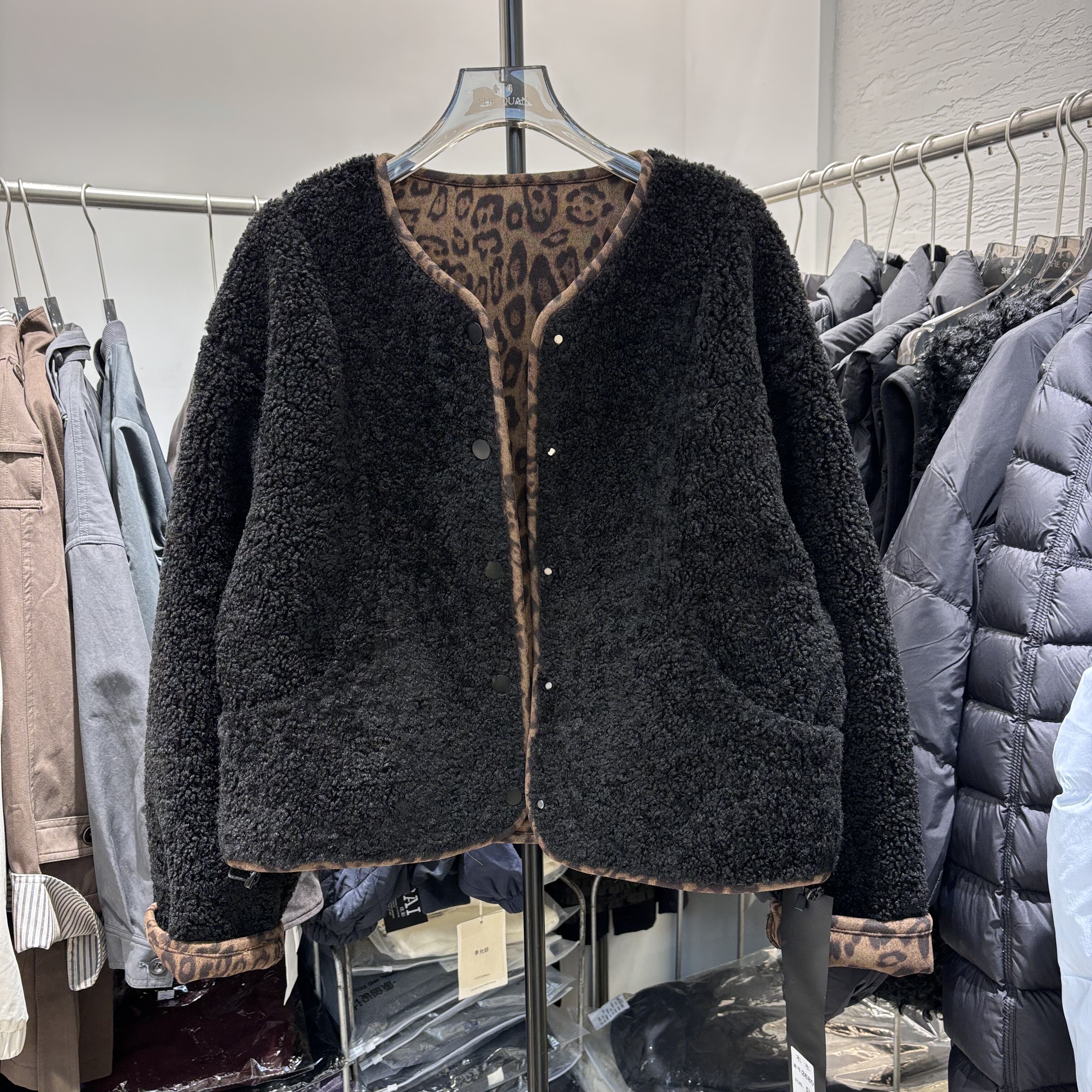 高级感撞色豹纹麂皮绒羊羔毛外套女2025冬颗粒羊羔绒休闲宽松上衣