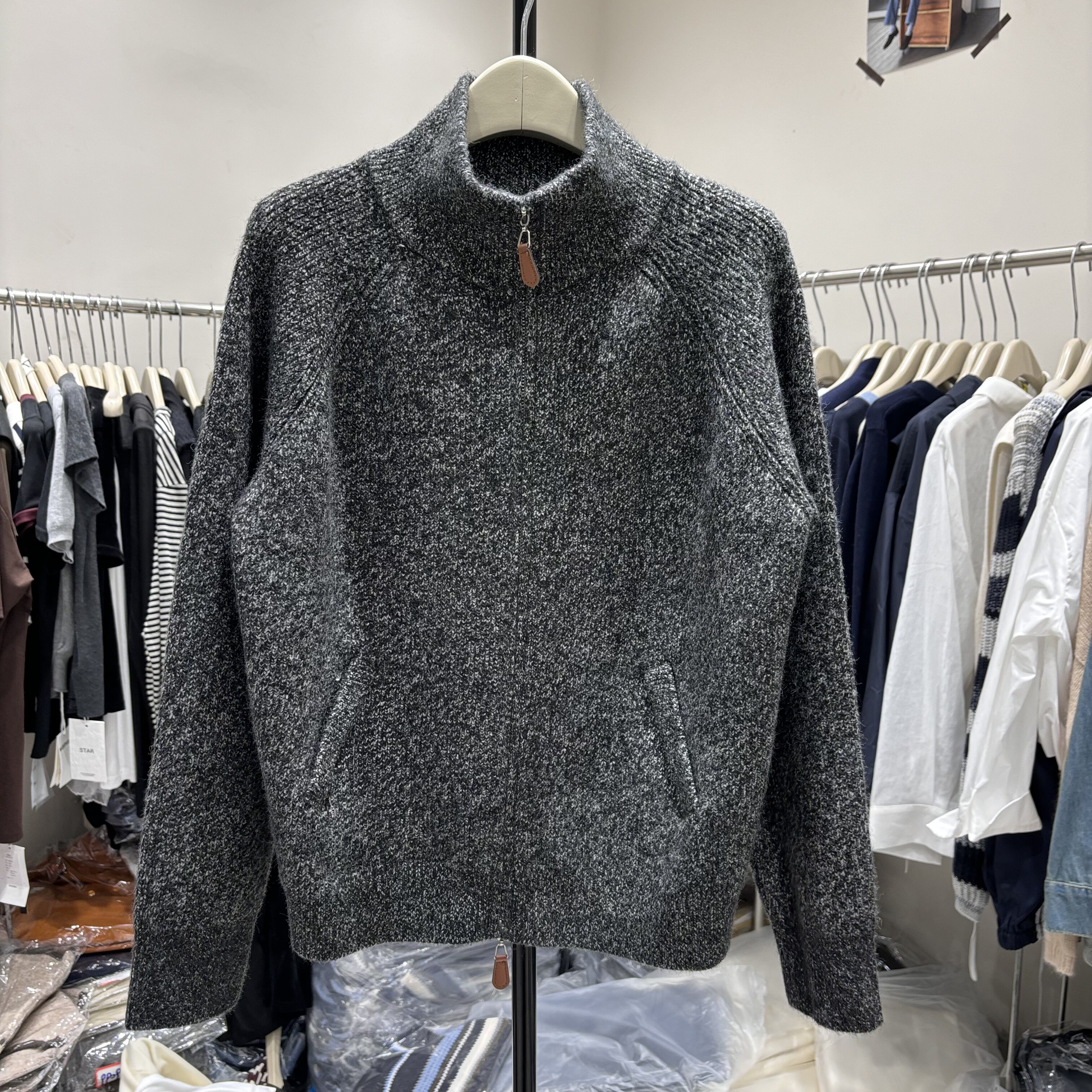 慵懒风灰色拉链立领毛衣外套女2024新款秋冬通勤百搭针织上衣女