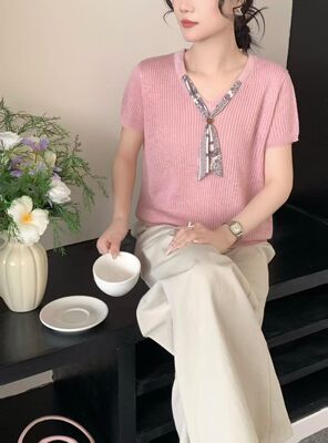 高端v领系带丝巾针织短袖t恤2026年夏装宽松薄款冰丝小衫上衣T恤