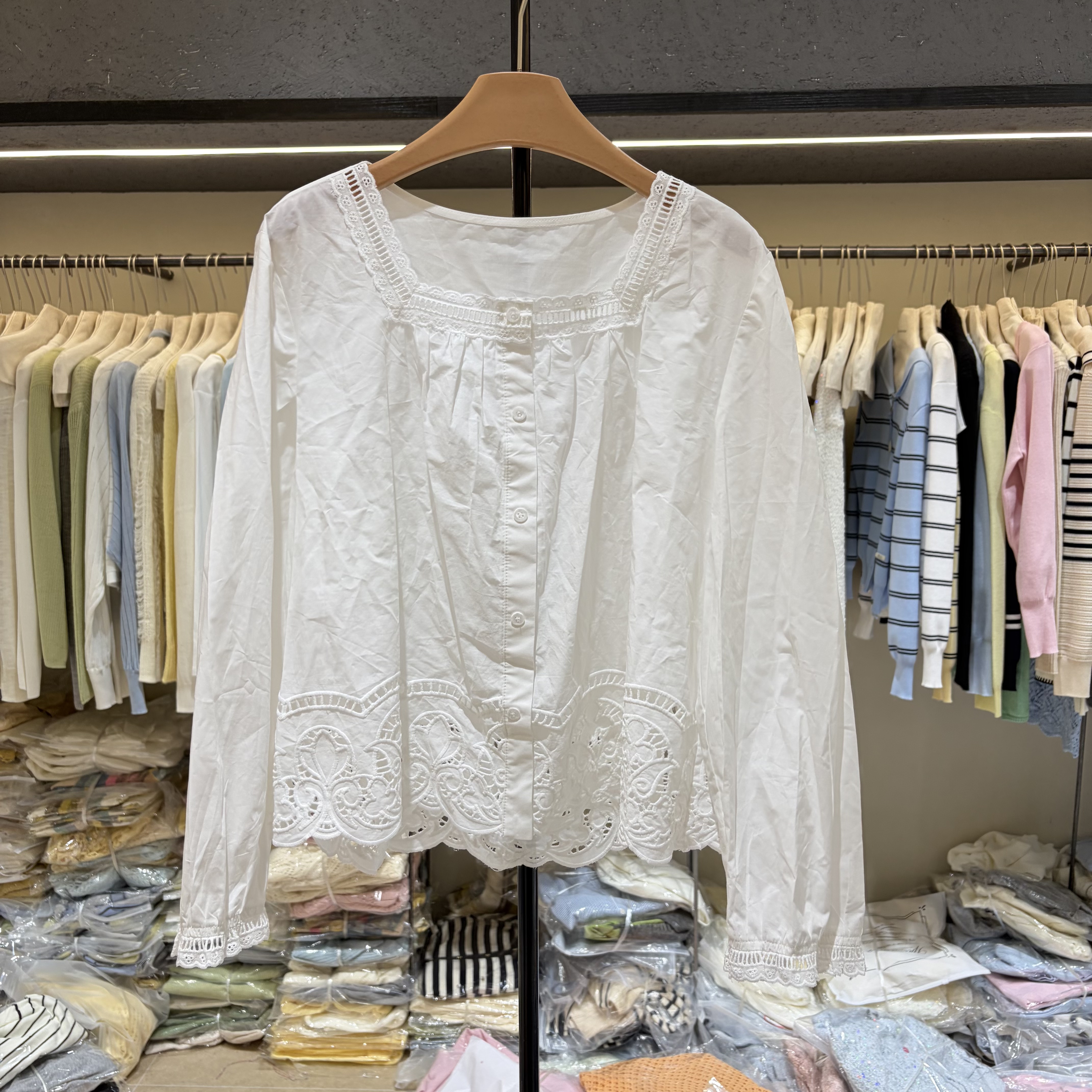 2026春季新款韩版宽松显瘦百搭圆领长袖衬衫女设计感小众上衣3168