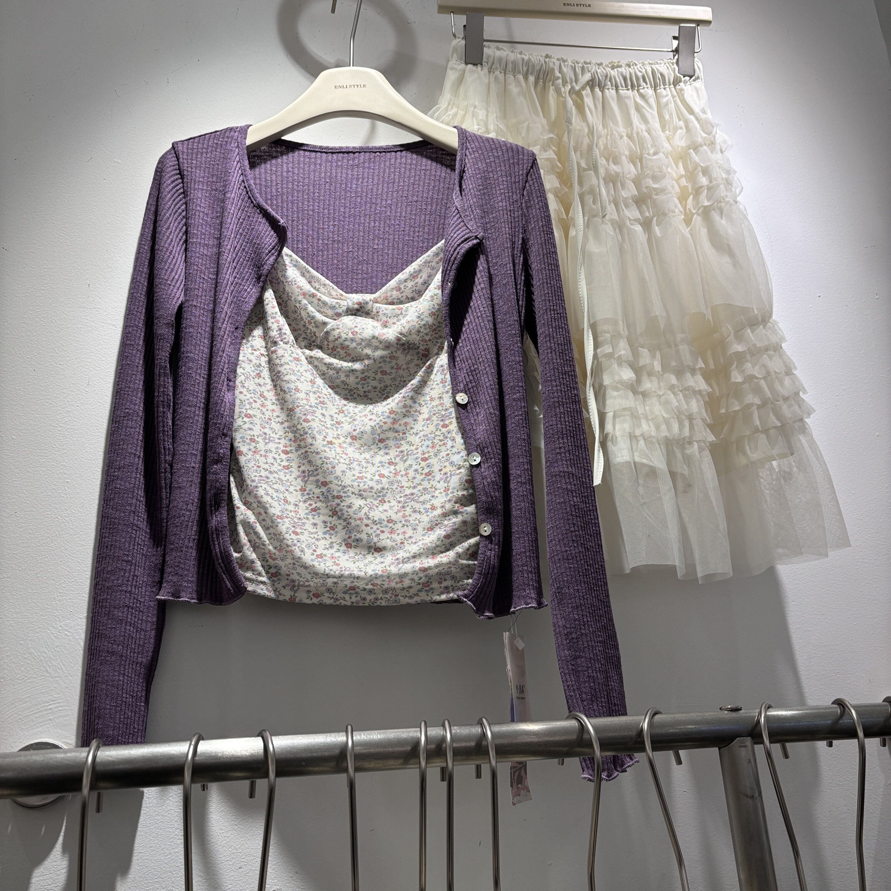 多巴胺少女纯欲小碎花温柔吊带背心+百搭针织开衫两件套女春季