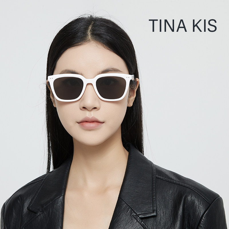 修饰脸型高级百搭墨镜