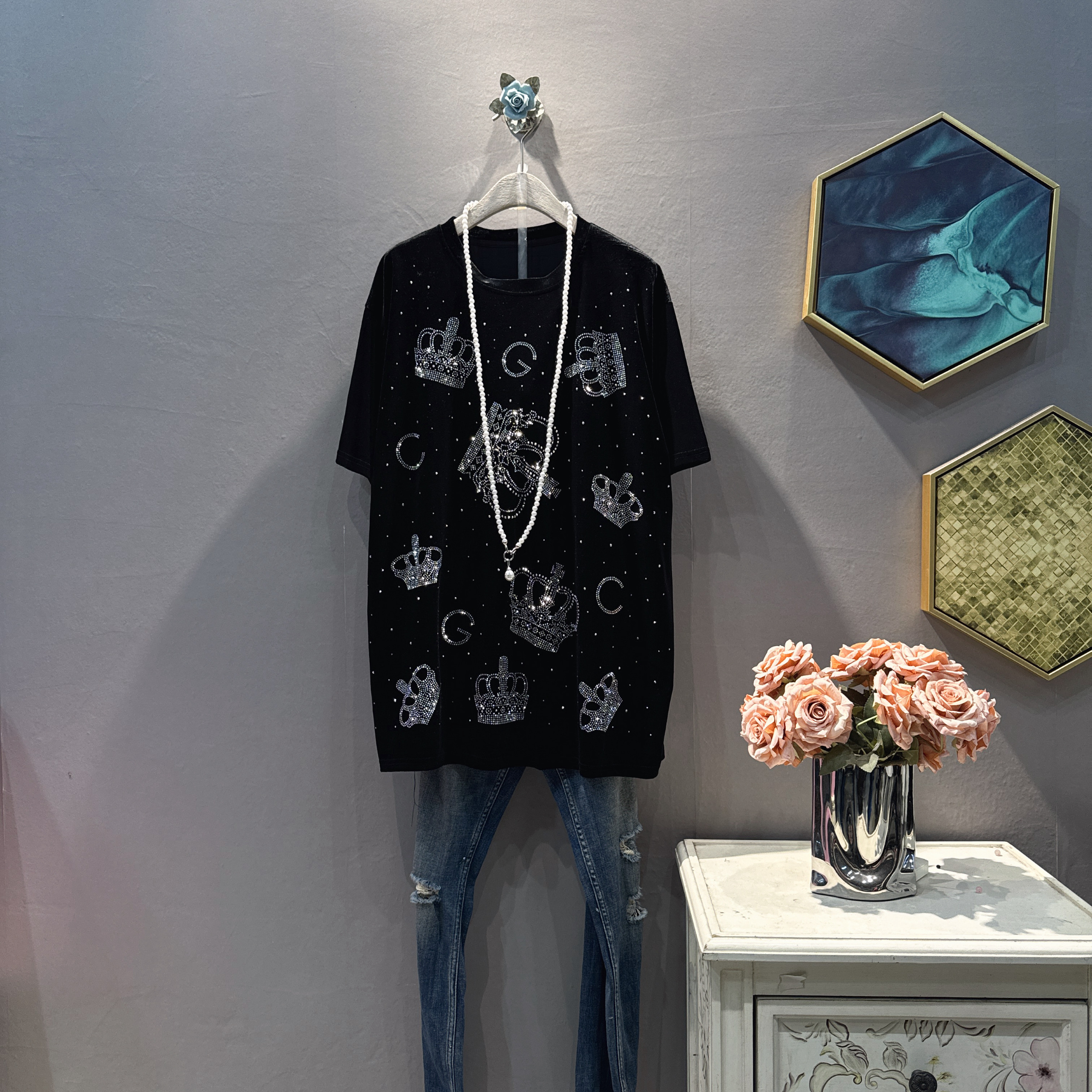 2025年春季新款烫钻字母宽松T恤