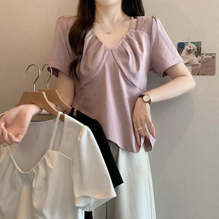 大码 T恤女夏设计感不规则遮肉微胖显瘦上衣240斤 胖MM正肩V领短袖