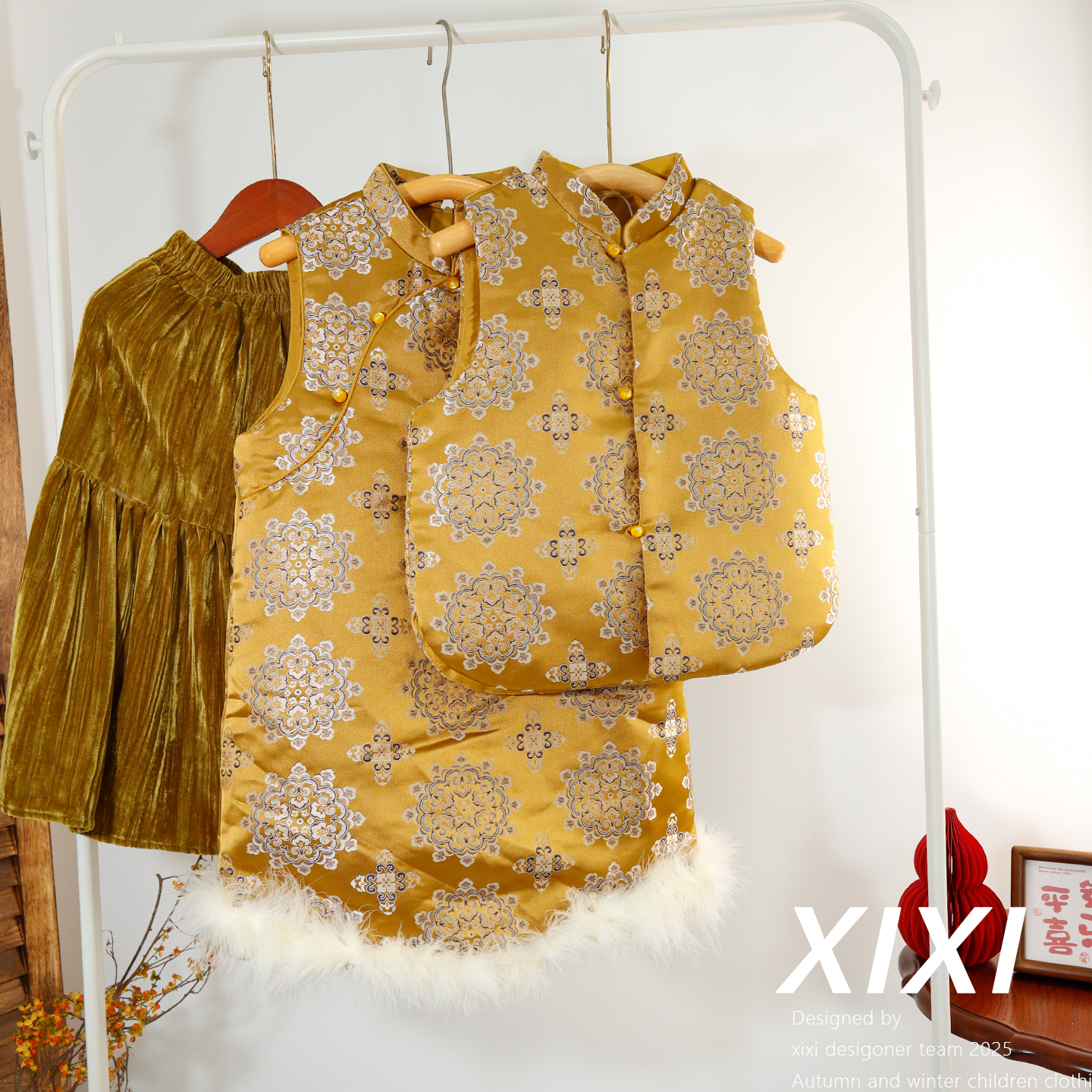 金宝男女童拜年服夹棉唐装马甲兄妹装儿童旗袍裙中国风外套