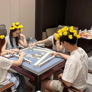 打麻将游戏仿真小黄鸭发卡聚会打牌输赢处罚鸭头饰拍照游道具发饰