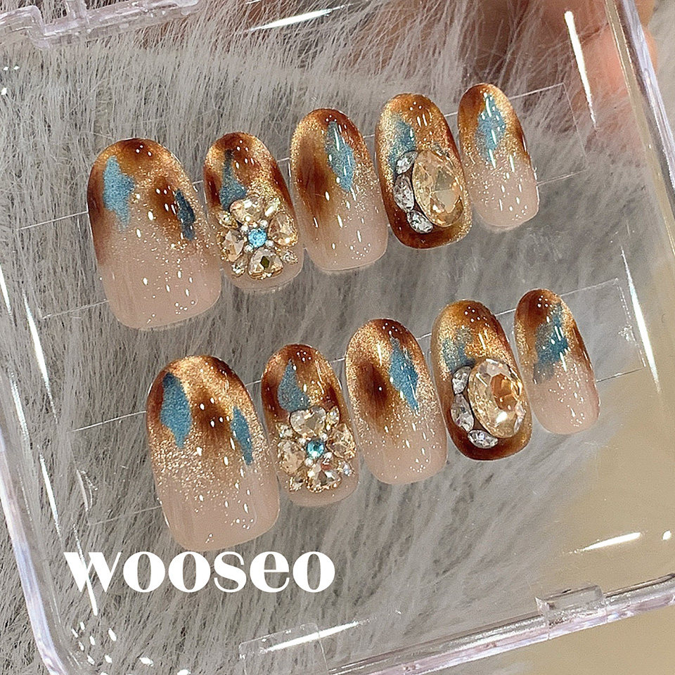 美拉德猫眼穿戴甲秋冬高级感轻奢手工指甲贴片2026新款穿戴式美甲,彩妆/香水/美妆工具,穿戴甲/甲片,淘宝优惠券,粉丝福利购,淘宝优惠卷