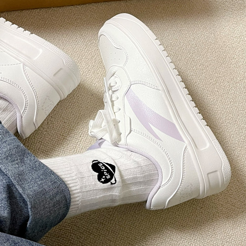 安踏板鞋休闲运动鞋轻便小白鞋男