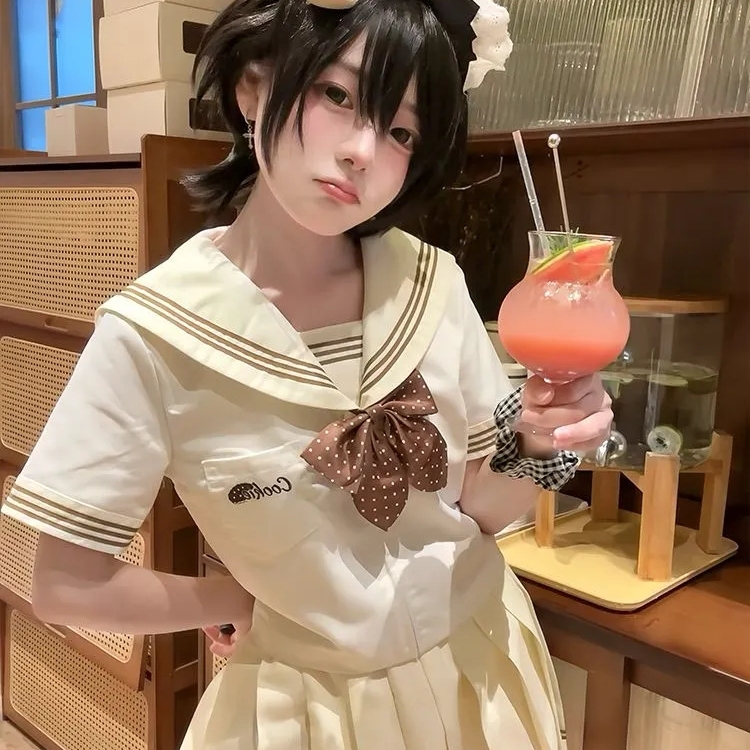 浅黄色2025夏季新款直筒裤正版jk