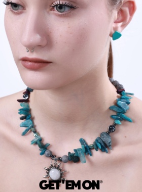 GetEmOn不规则绿松石串珠项链