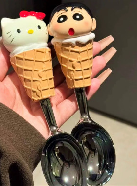 kitty猫蜡笔小新勺子阿呆甜品勺家用汤勺卡通可爱冰激凌勺西瓜