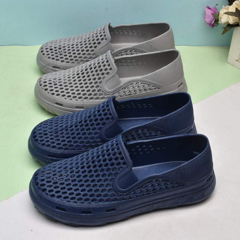 夏季男士塑料凉鞋镂空洞洞防滑软底雨鞋一脚蹬男一体工作鞋休闲男