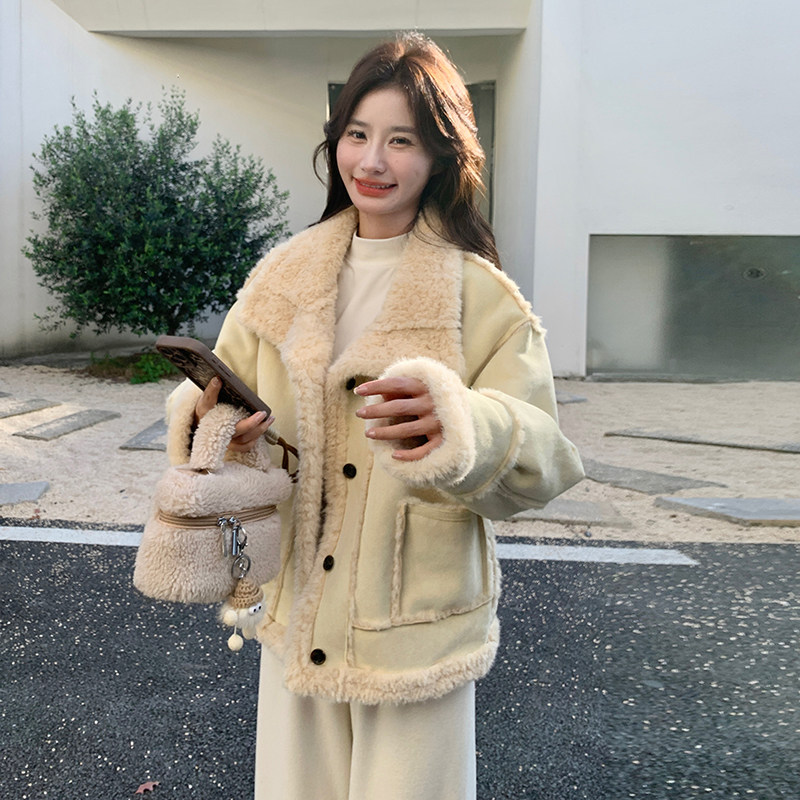 现货皮毛一体加厚休闲立领上衣外套8059p190k278,女装短外套,韩秀