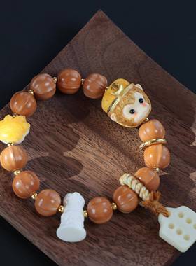 原创猴头鲨鱼背手串搭配鹿角根付悟空头牛骨咒点卡子猫爪文玩配饰