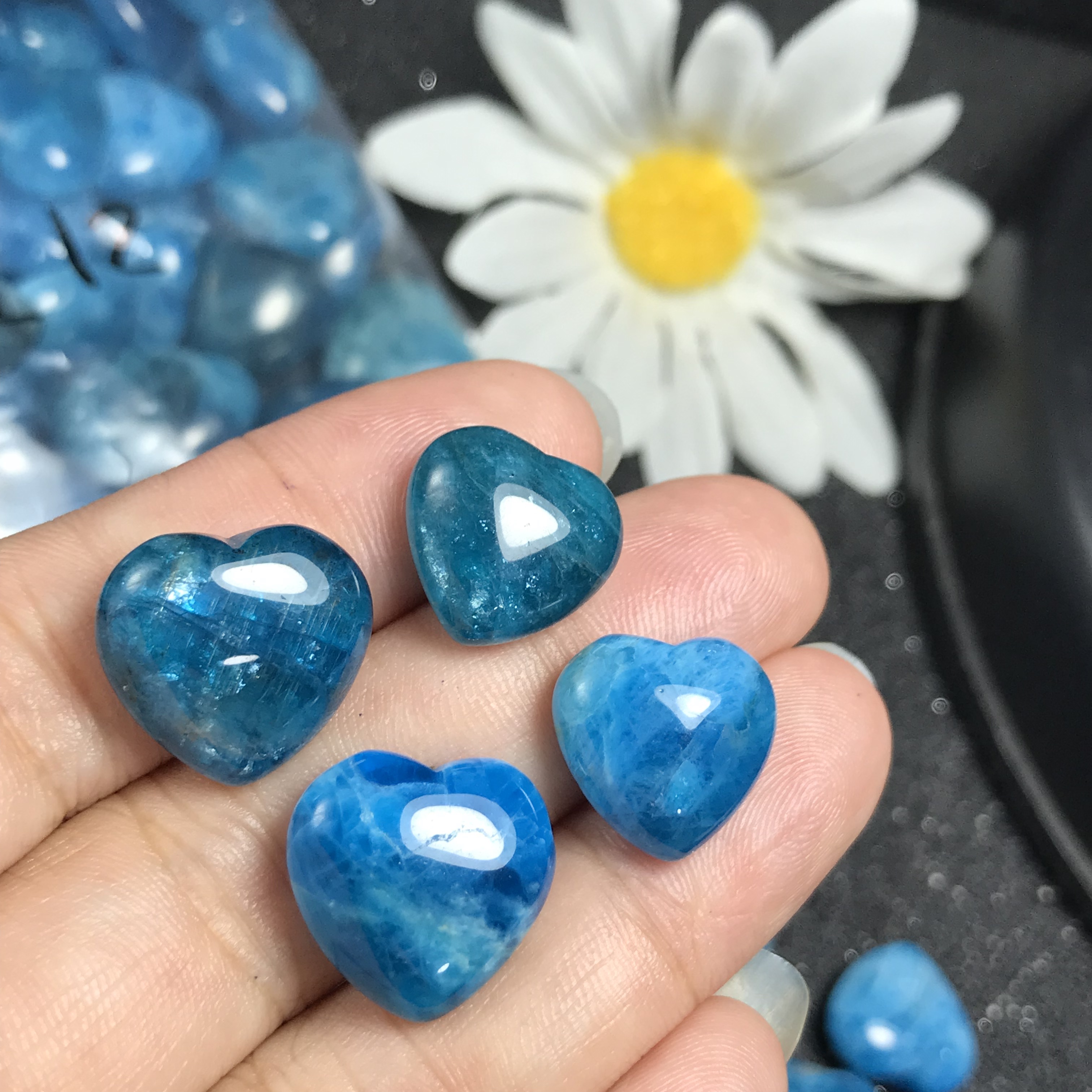 爱心!天然蓝磷灰双面爱心裸石蛋面可镶嵌编绳绕线吊坠项坠DiY