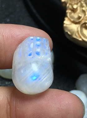 月光石天然小貔貅戒面吊坠绕线