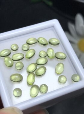 天然橄榄石素面裸石翠绿色蛋面