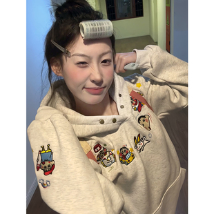 款 可爱卡通趣味蜡笔小新连帽卫衣女秋冬季 加绒加厚韩系慵懒风外套