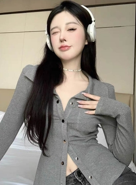 针织小开衫女早秋灰色辣妹翻领收腰气质长袖外套短款修身显瘦上衣