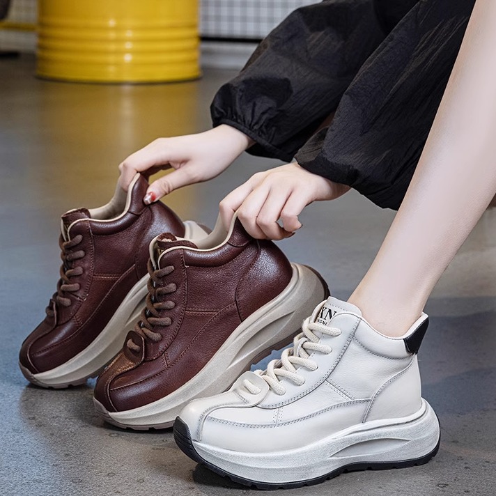 真皮高帮休闲鞋女2025秋季新款轻便百搭增高厚底休闲运动阿甘鞋