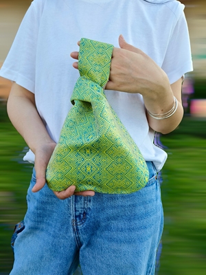 广西文创壮锦非遗民族风手拿手机钥匙手腕包手拎包布