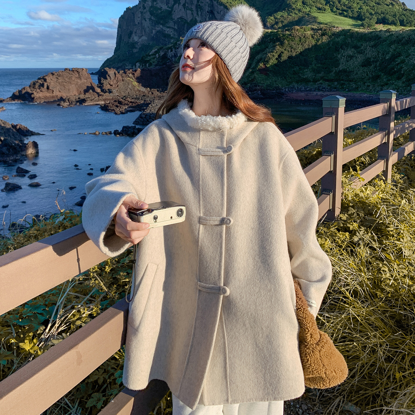 新款首发 已现货 2B110-3728-P295-K438 戴帽毛毛边双面呢