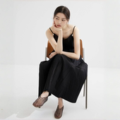 褶皱工艺黑色连衣裙女 YAYIO 25春夏新款 气质文静优雅V领吊带长裙