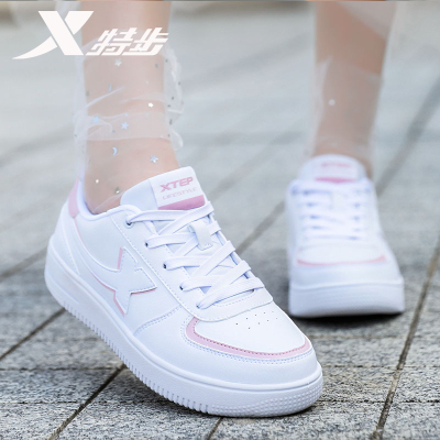 特步板鞋女新款休闲百搭低帮女