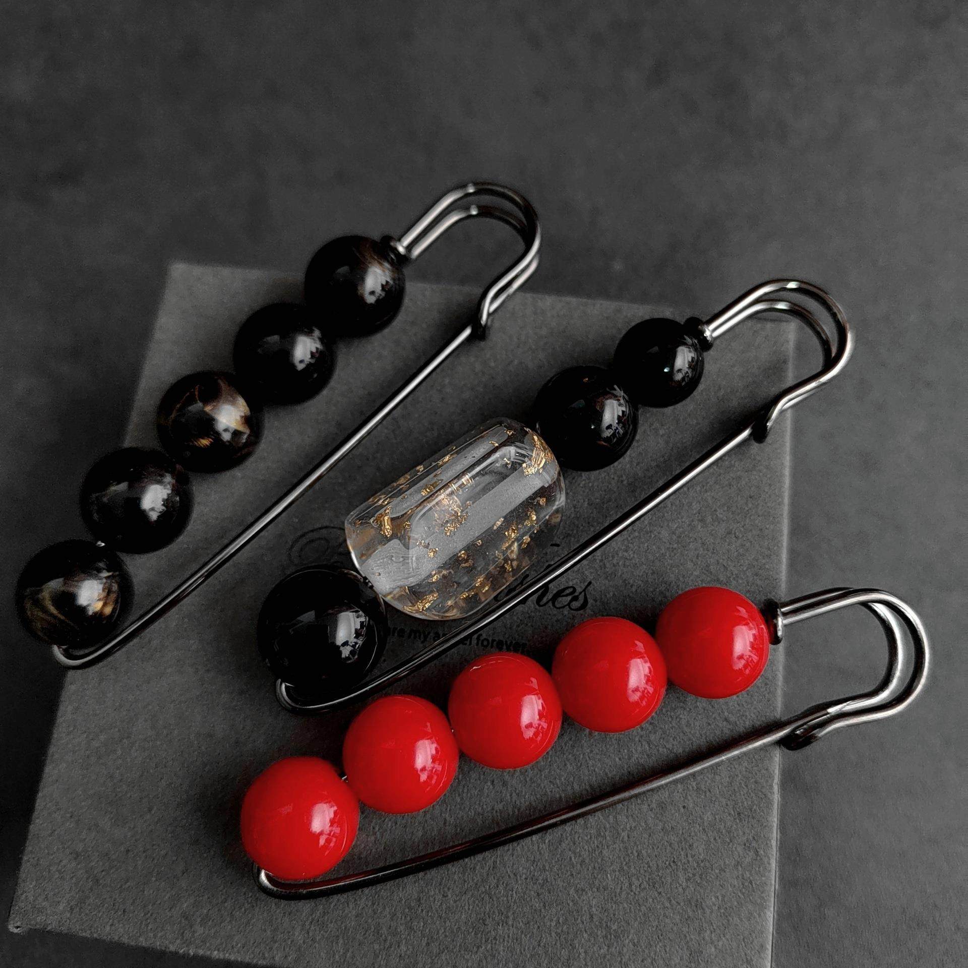 85-87MM别针幻彩蓝魔鬼红暗黑金枪穿珠七彩琥珀珠洞洞鞋毛衣配