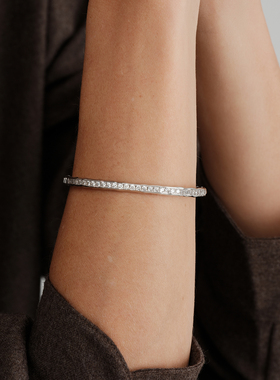 【CnHnOn脂肪商店】s925纯银镶钻自然流动感高级质感简约时髦手镯