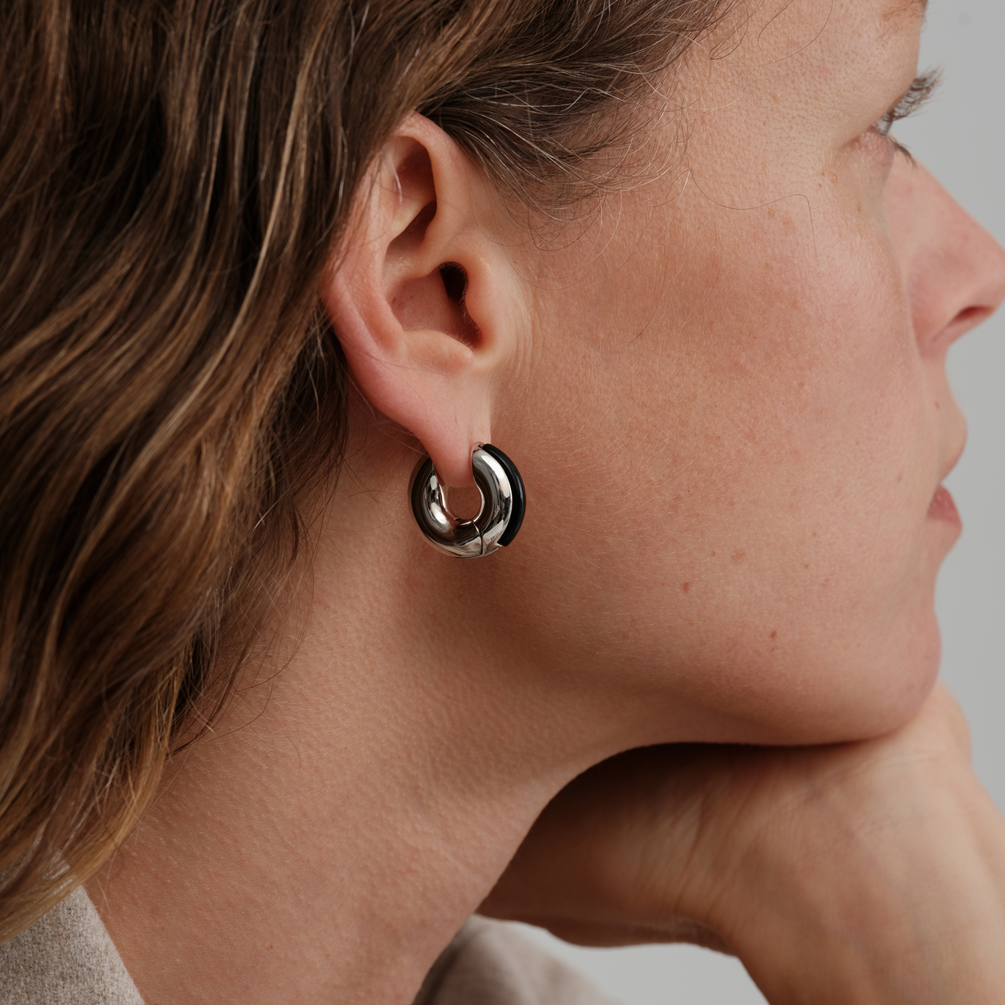 【CnHnOn脂肪商店】北欧甜甜圈粗圈黑玛瑙拼接现代感时髦耳圈耳环