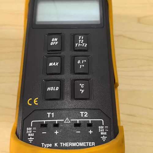 议价TES-1300/03进口双通道工业用热电偶温度计接触式表面