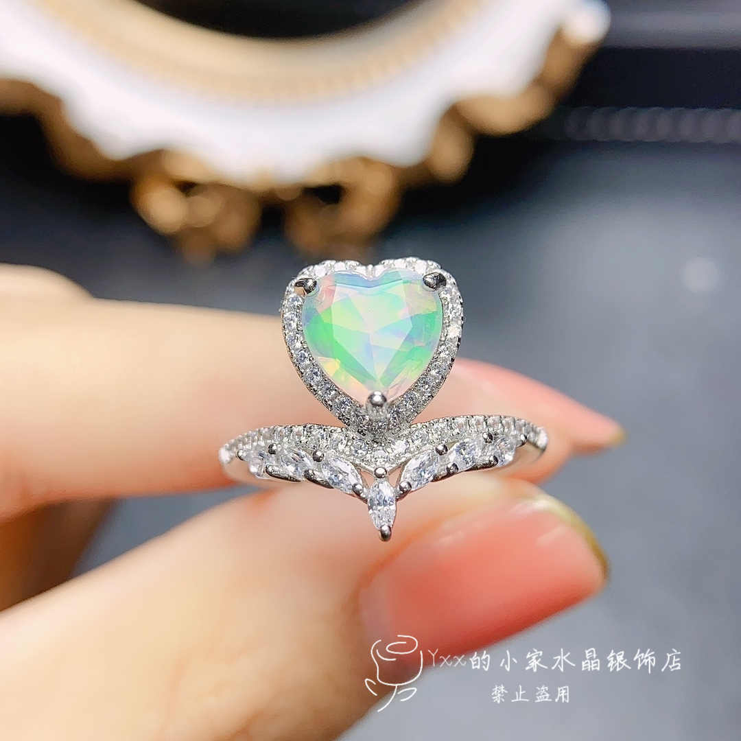 天然欧泊戒指女纯银镶嵌宝石7乘7爱心款火彩爆闪银饰指环开口戒