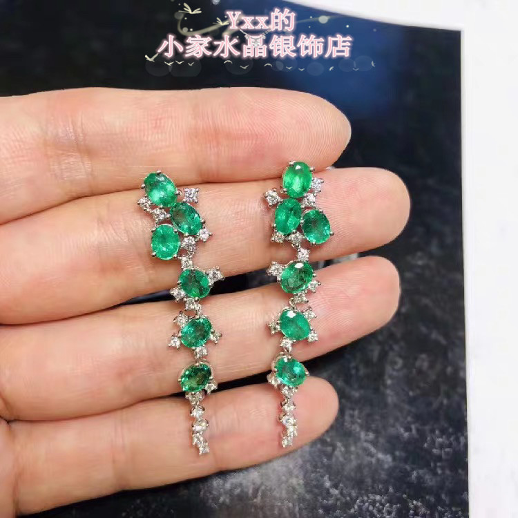 天然祖母绿耳钉女 纯银镶嵌宝石3乘4奢华辣绿色 时尚银饰耳饰