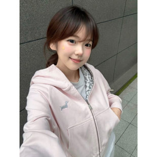 美式复古撞色豹纹开衫连帽卫衣女早秋慵懒松弛感运动短款收腰外套