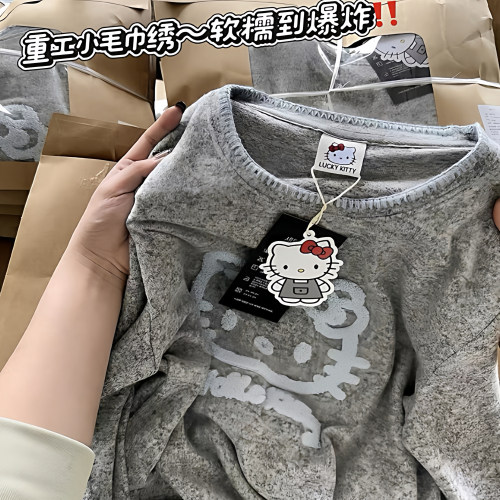 kitty猫慕斯羊绒重工毛巾绣T恤