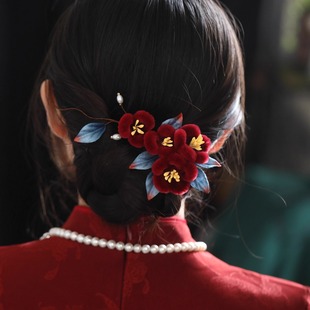 汉服头饰中国风花朵发夹红色毛毛边夹新娘敬茶妆头饰古风夹子配饰