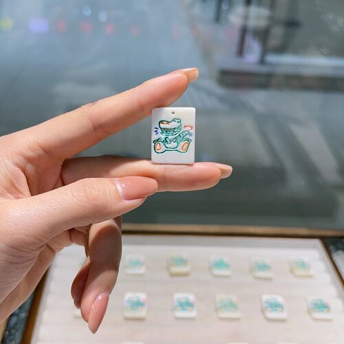 牛骨彩绘鳄鱼牌diy配件手工编织手绳项链文玩佛珠时尚配饰品隔珠