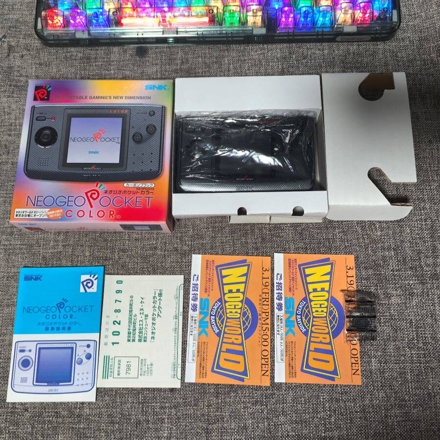 全新品 SNK 日版原装 乌沙黑色 NGPC 掌机 游戏机