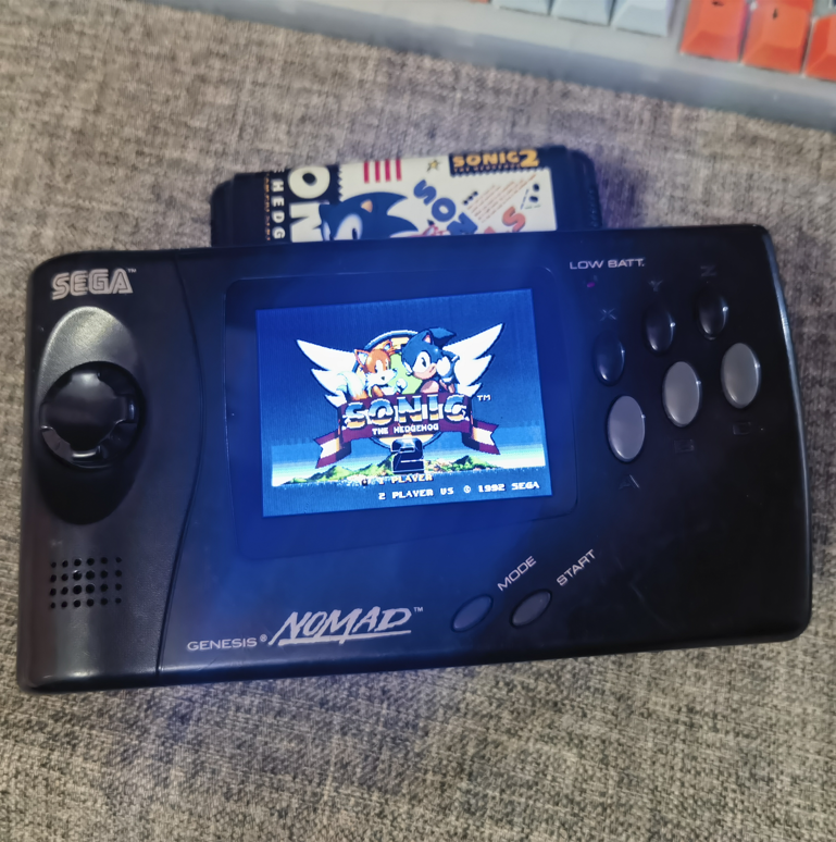 8新 世嘉原装 游牧民 主机 掌机 游戏机 附赠电池盒 改好rgbs屏幕