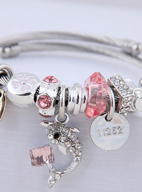 多元素欧美风金属百搭配饰手镯