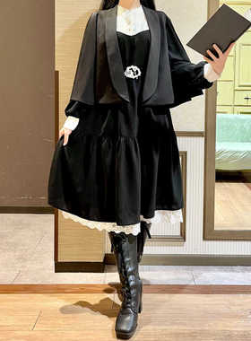 日单@xes原单2024夏季新款甜美可爱蕾丝花边拼接袖口开衩西装斗篷