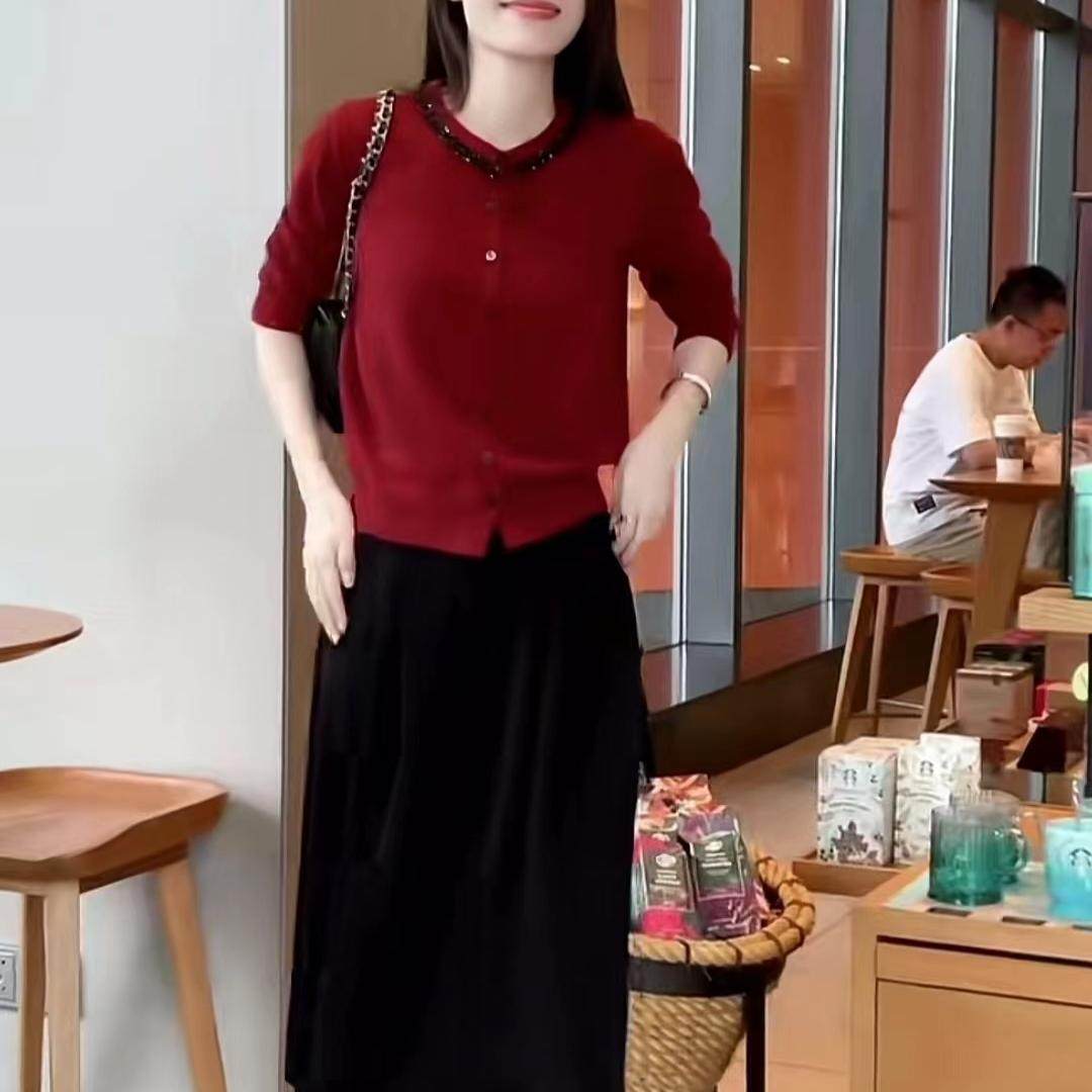 红色针织开衫半身裙子时尚套装女