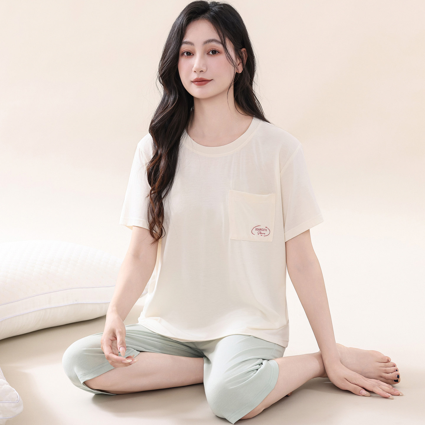 睡衣女款2026新款夏季莫代尔舒适感短袖七分裤中年妈妈家居服夏天