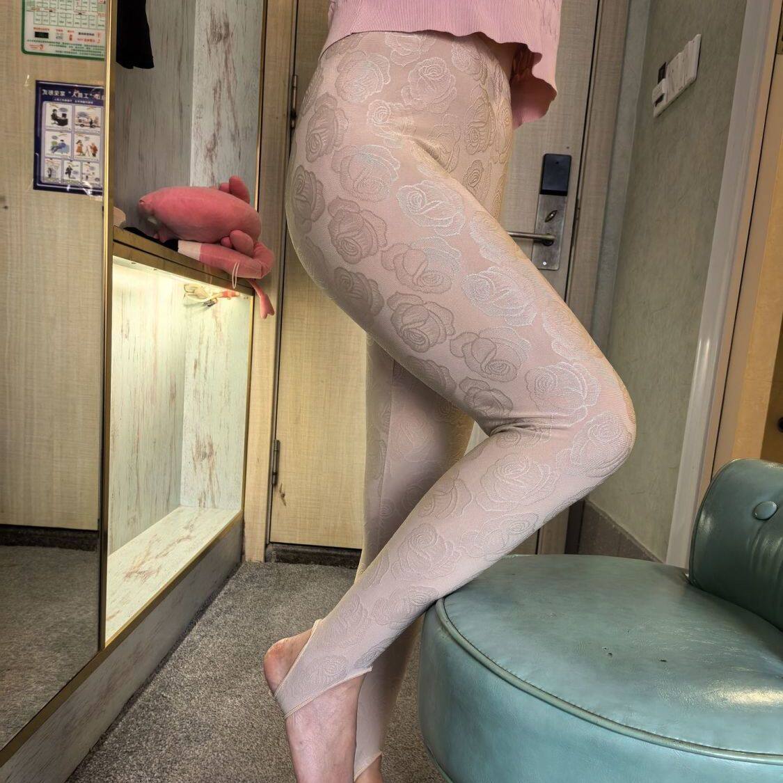 2025新款玫瑰提花防走光九分打底裤蕾丝小脚高腰男女健身薄踩脚裤