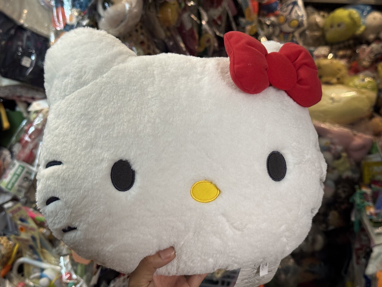外单HelloKitty毛绒枕头靠垫超柔料/包邮生日礼物