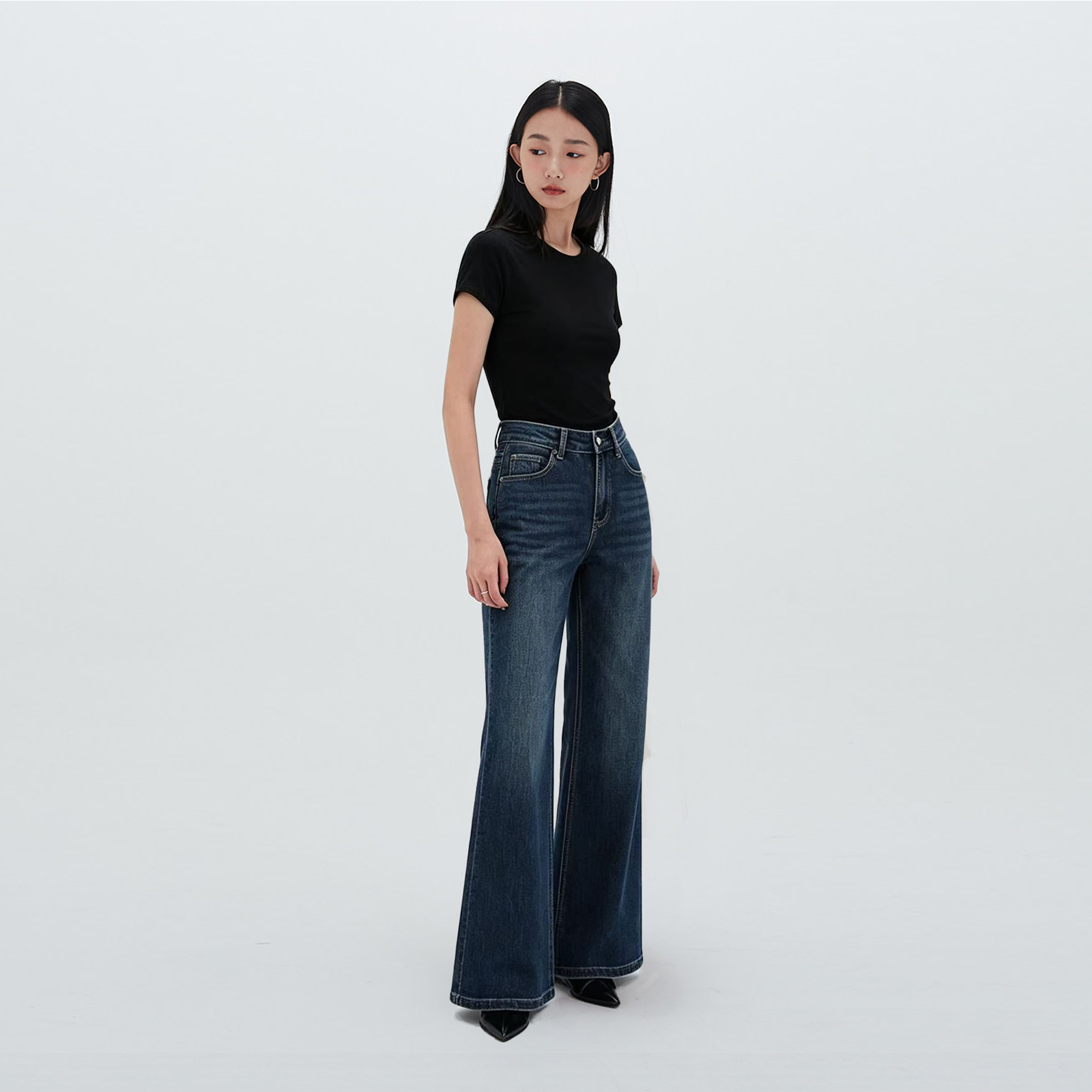追社经典明线微喇牛仔裤高腰收腹显高宽松阔脚日常穿搭女士长裤子