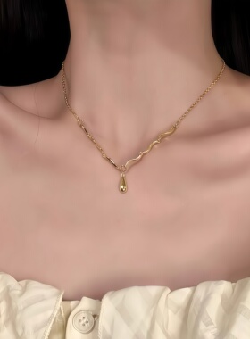 2026新款金色波浪水滴项链女法式简约高级中性日常通勤百搭锁骨链