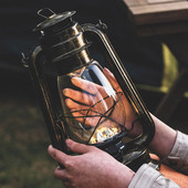 手提复古户外露营帐篷灯 煤油灯老式 极古充电式 太阳能马灯充电式