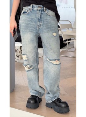 秒发M018诗歌兰2025秋款百搭气质浅蓝色洋气直筒裤显瘦破洞牛仔裤